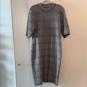 Chaps Black and White Plaid Midi Dress